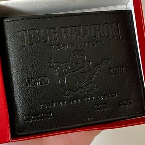 True Religion Black Logo Graphic Wallet and Keychain Set